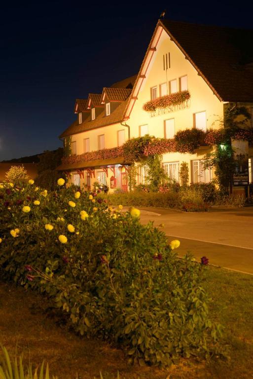 Le Pre Serroux Champagney ภายนอก รูปภาพ