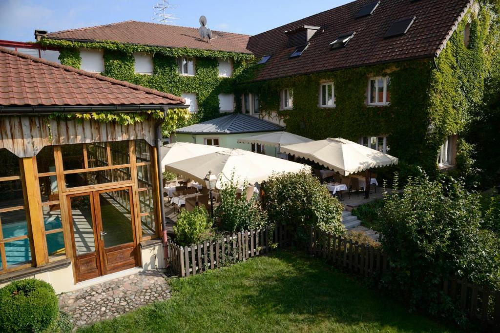 Le Pre Serroux Champagney ภายนอก รูปภาพ